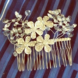 Rhinestone silver hair comb